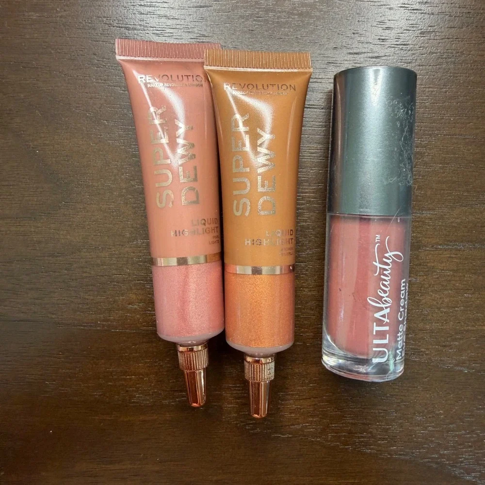 Makeup Revolution Superdewy Liquid Highlighter Ulta Beauty Matte Cream Eyeshadow